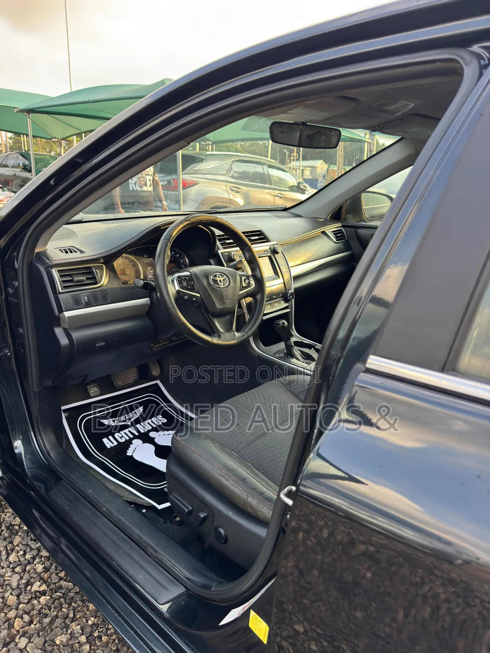 Toyota Camry SE 4dr Sedan (2.5L 4cyl 6A) 2015 Black
