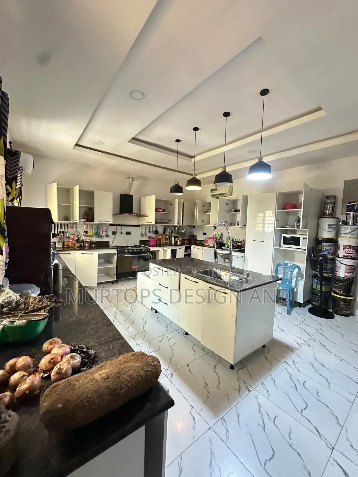 Furnished 4bdrm Duplex in Northern Foorshore, Chevron for sale