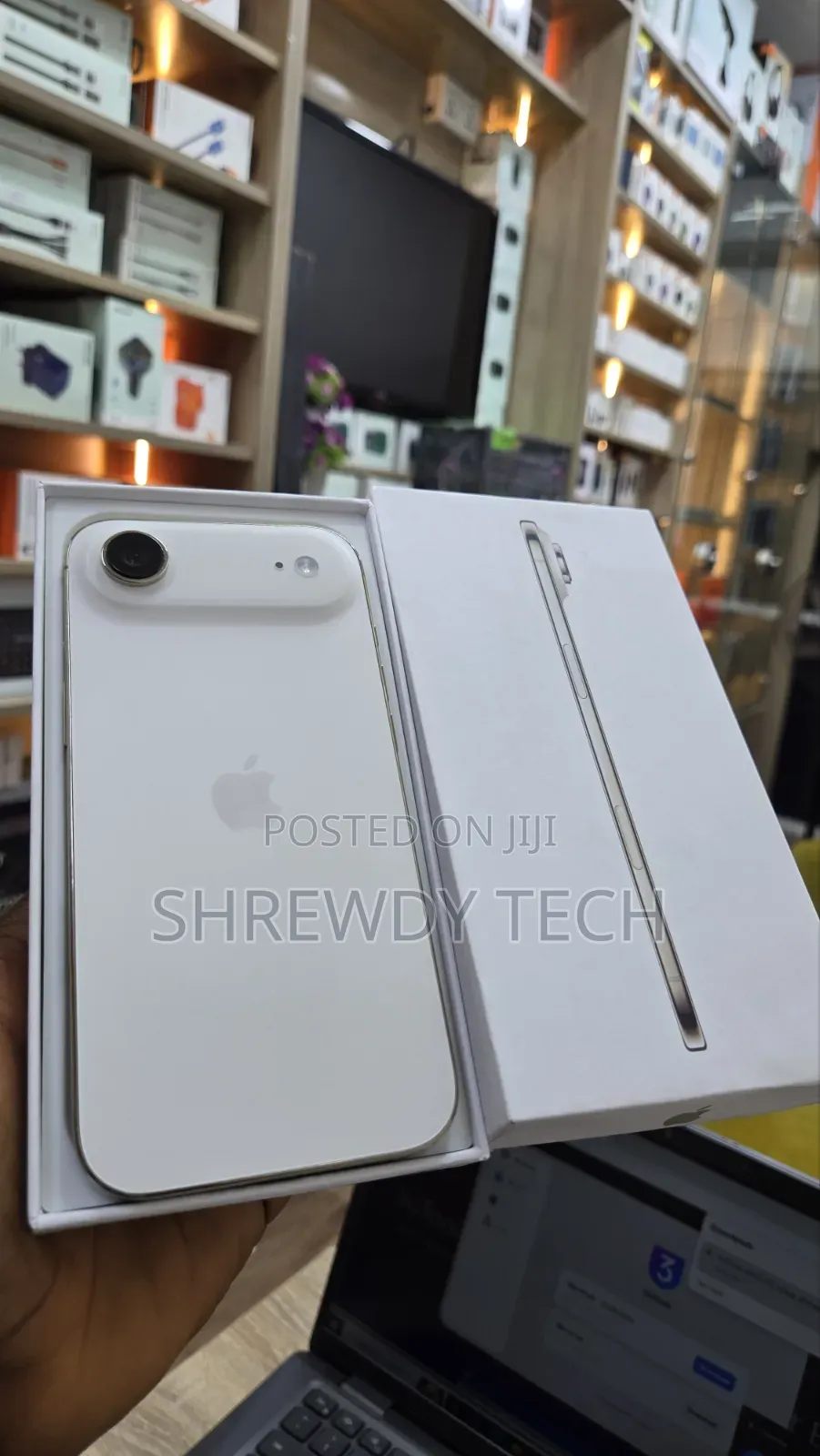New Apple iPhone Air 256 GB Gold