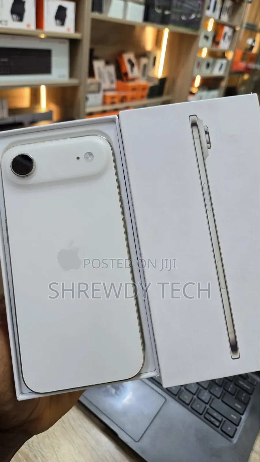 New Apple iPhone Air 256 GB Gold