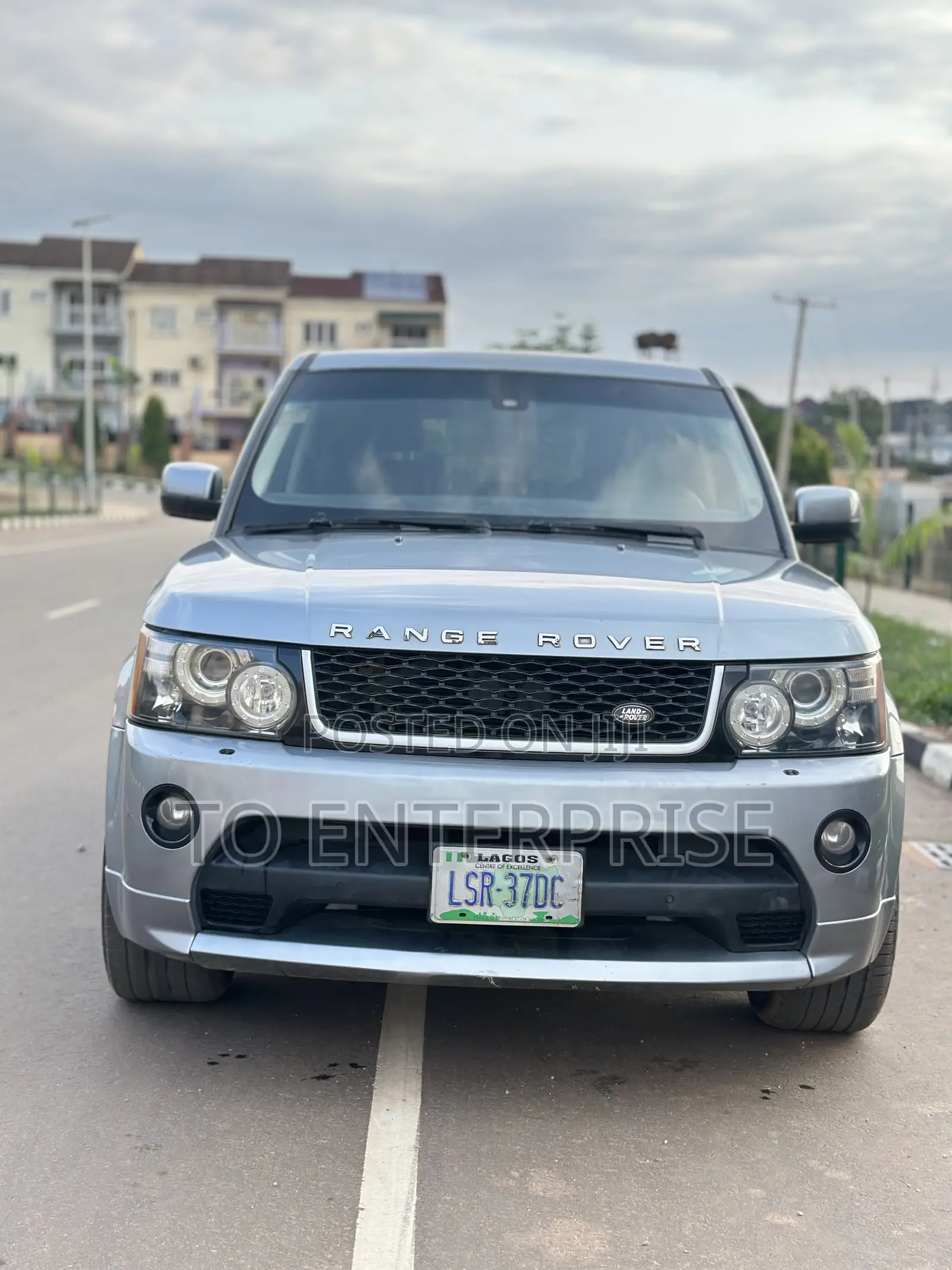 Land Rover Range Rover 2011 Gray