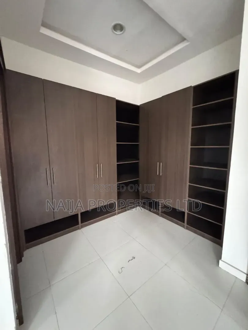 4bdrm Duplex in Ologolo for rent