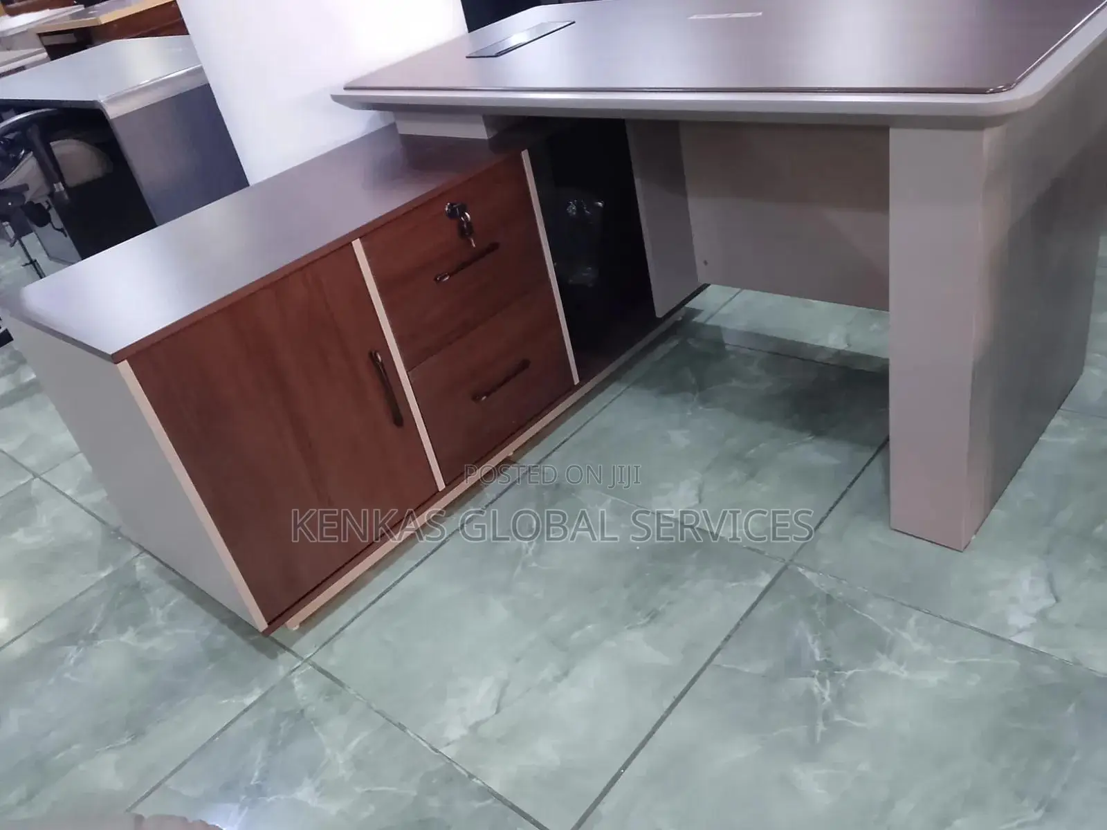 L Shaped 1.4mtr Executive Office Table