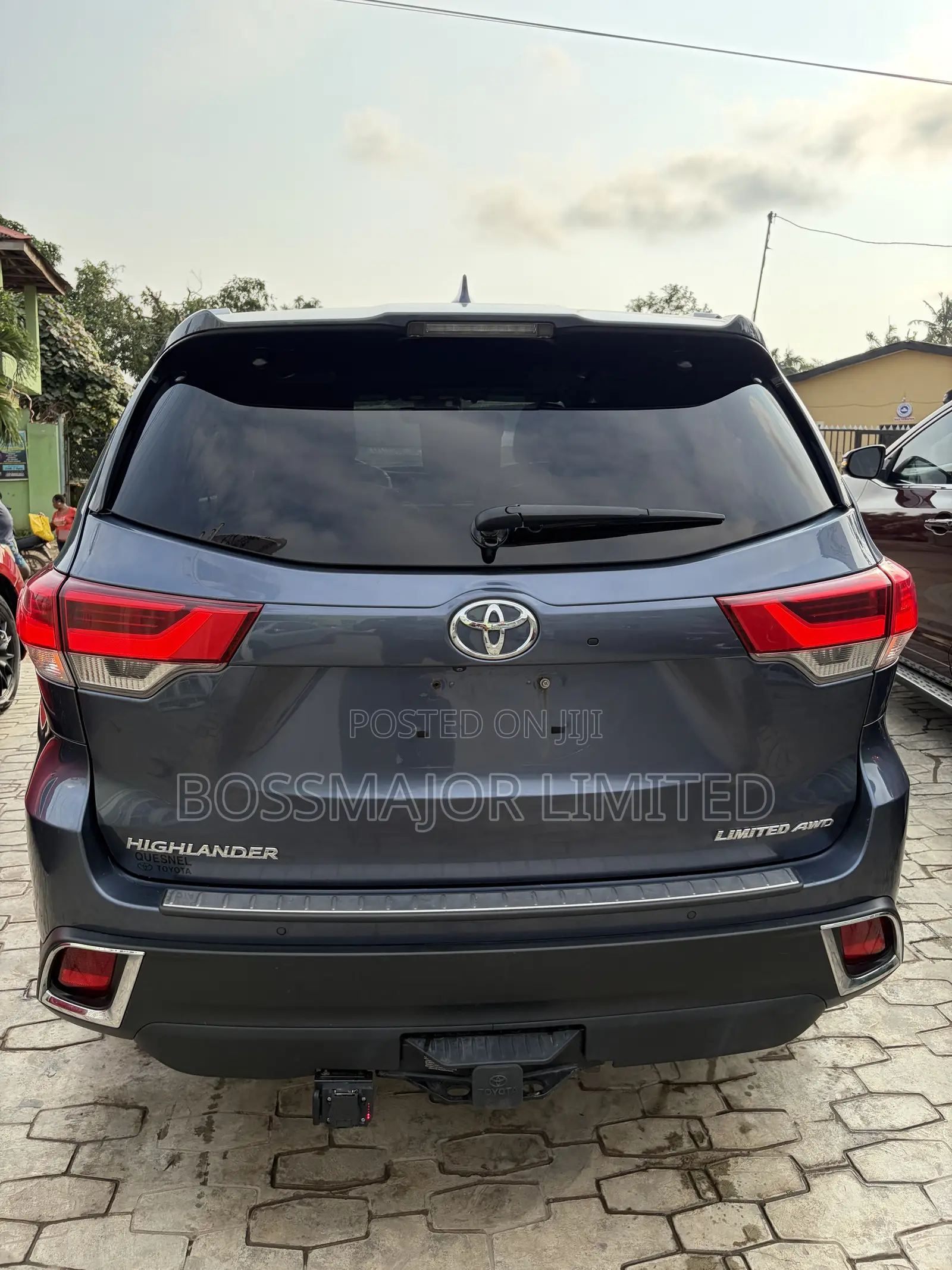 Toyota Highlander Limited Platinum 2019 Blue