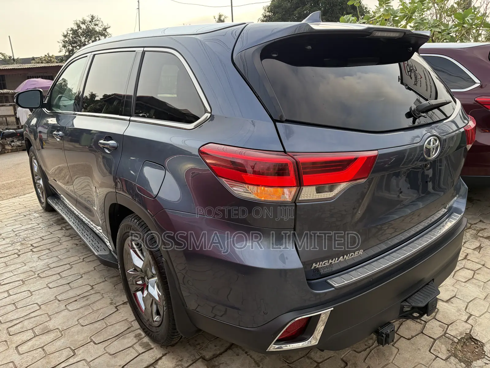 Toyota Highlander Limited Platinum 2019 Blue
