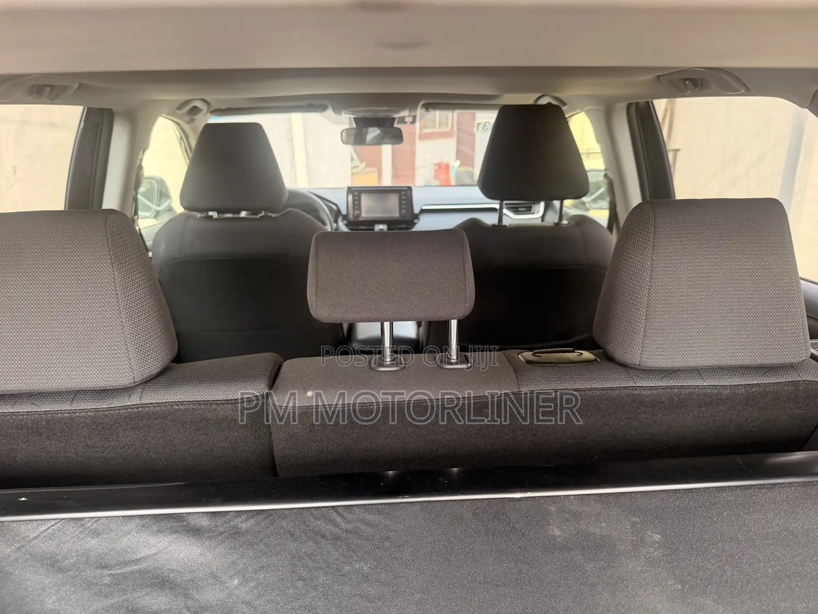 Toyota RAV4 XLE AWD 2019 Black