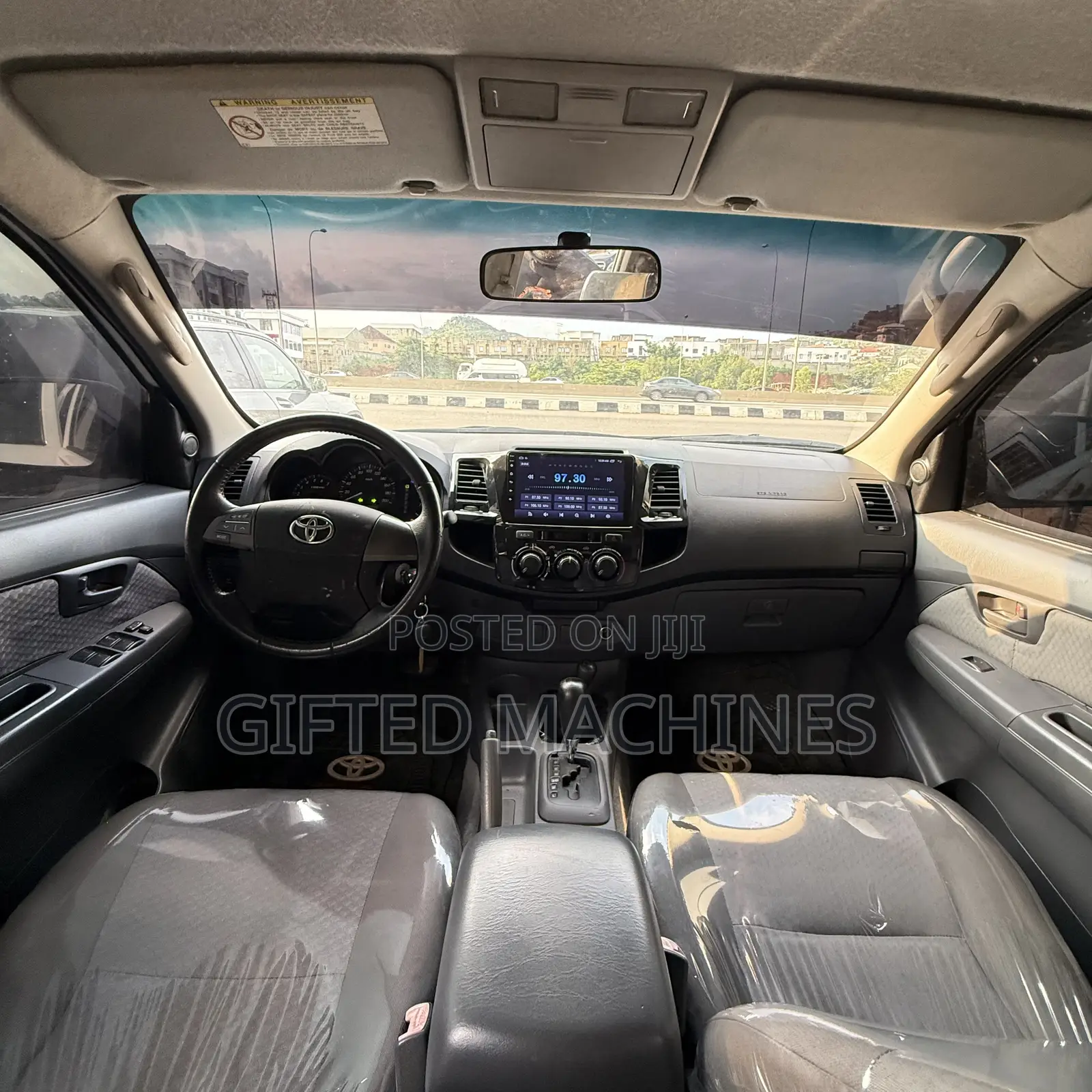 Toyota Hilux 2014 White