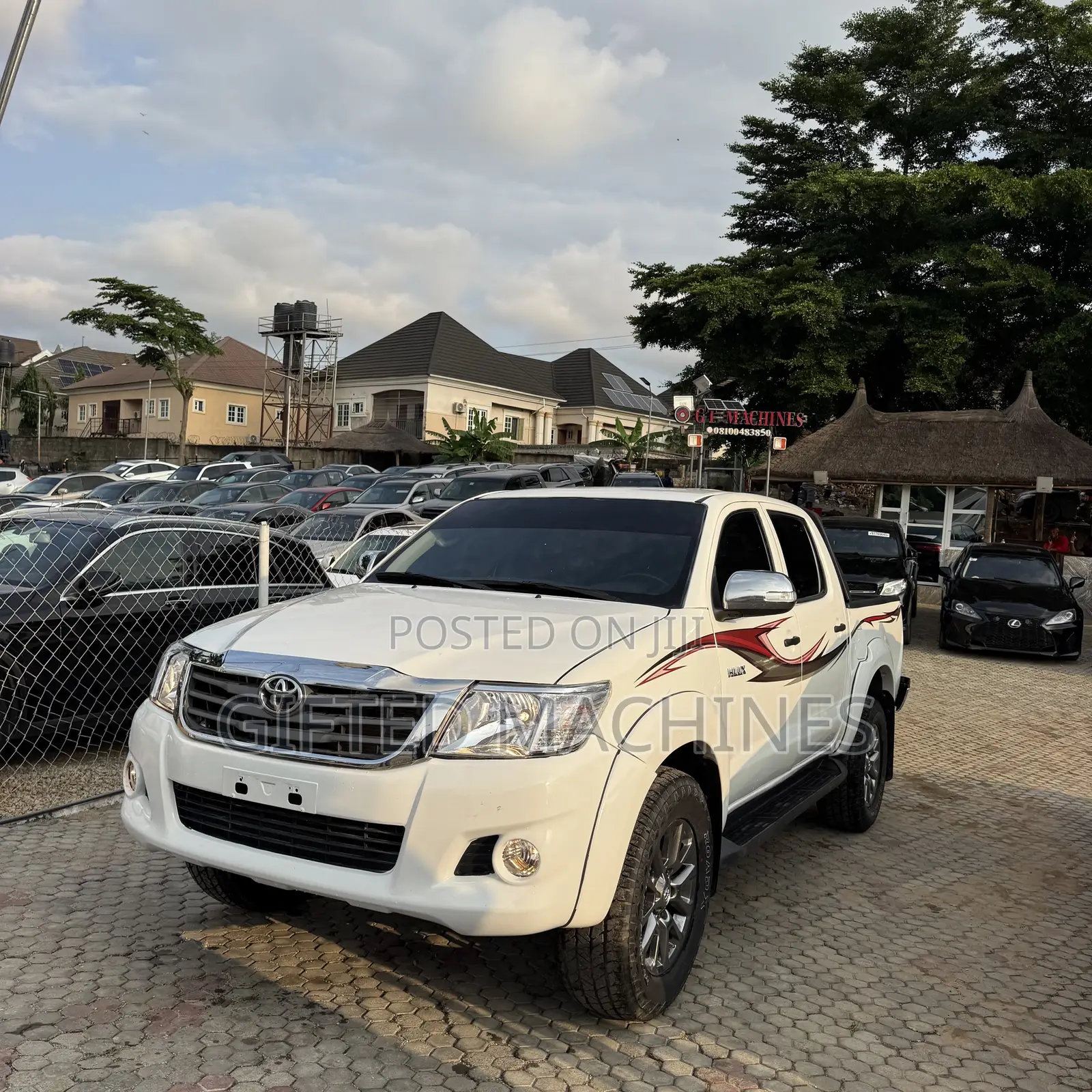 Toyota Hilux 2014 White