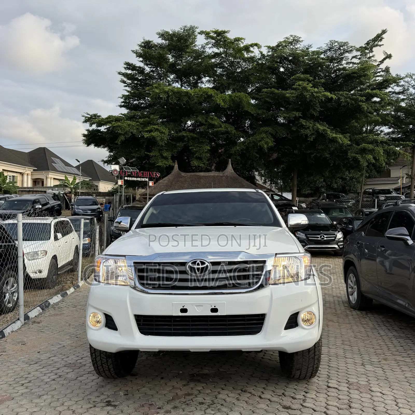 Toyota Hilux 2014 White