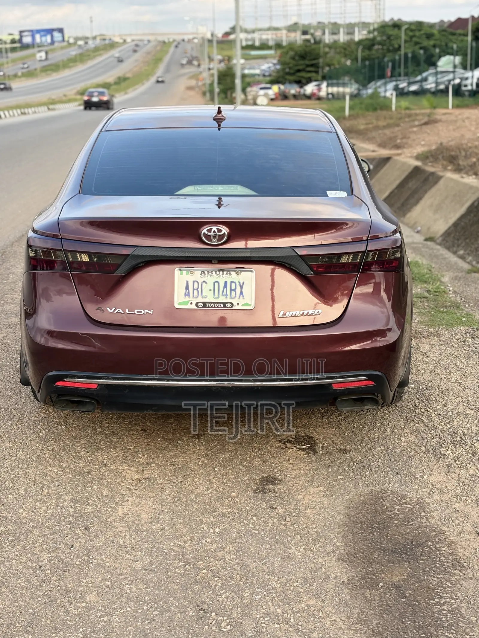 Toyota Avalon Limited 4dr Sedan (3.5L 6cyl 6A) 2014 Maroon
