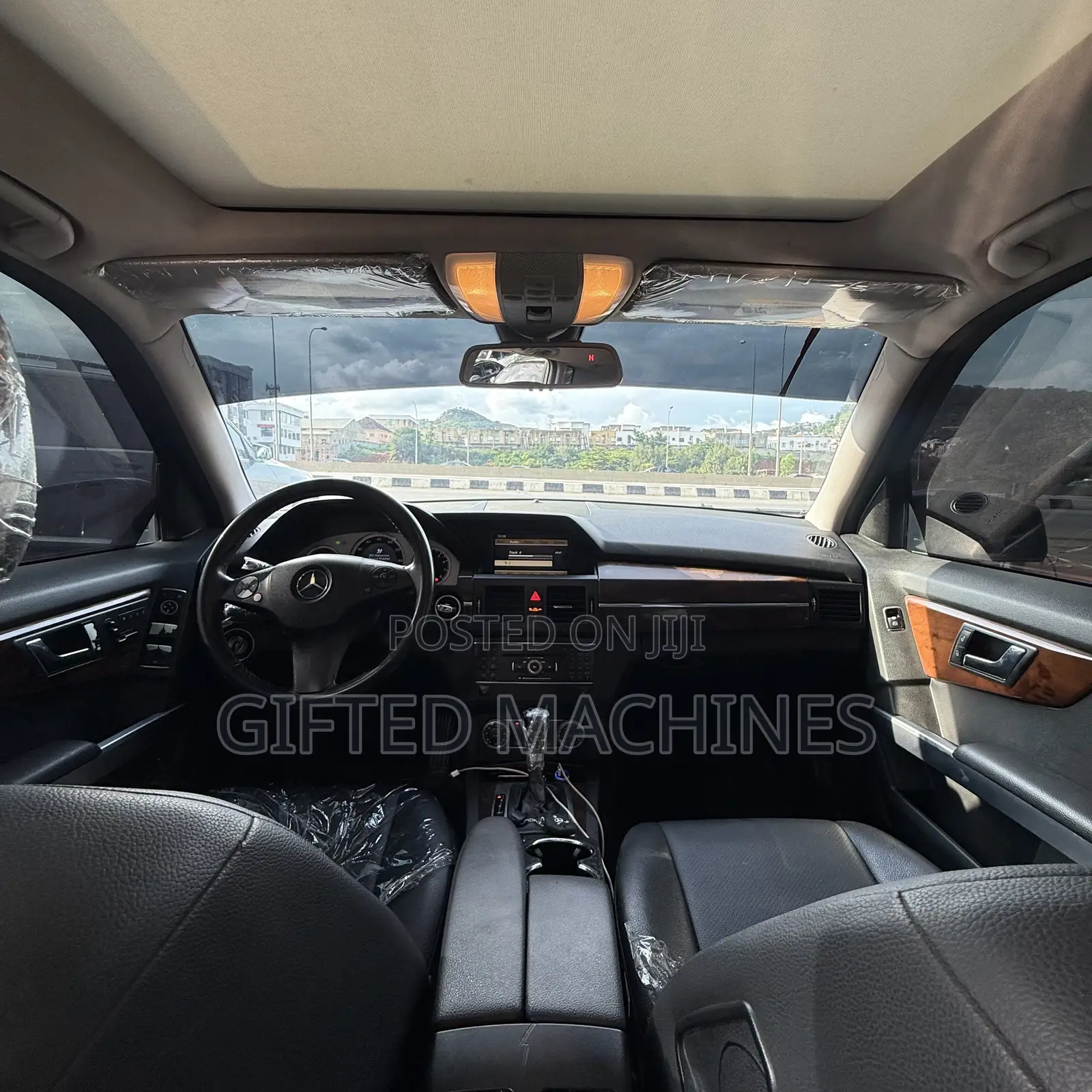 Mercedes-Benz GLK-Class 2011 Gray