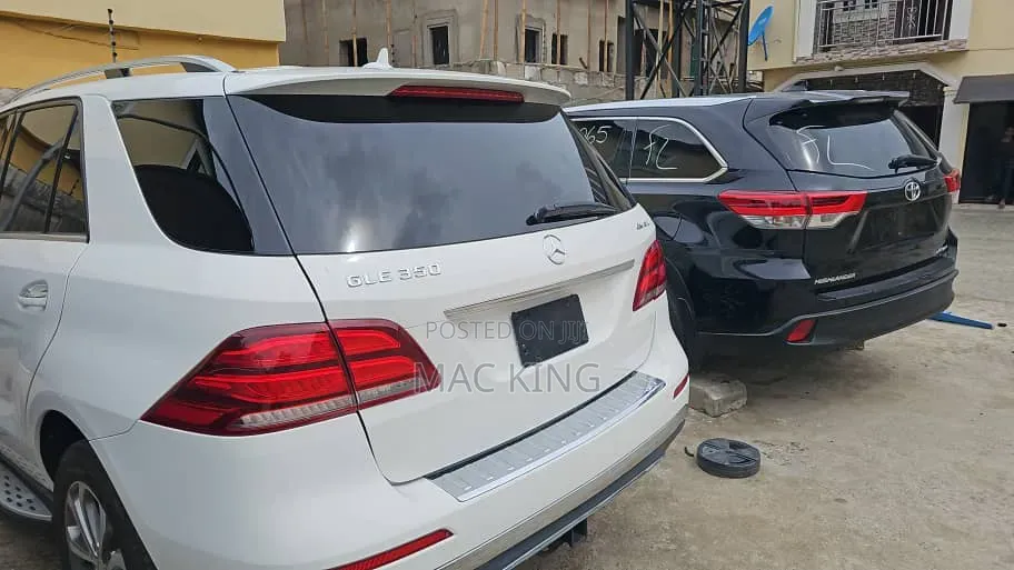 Mercedes-Benz GLE-Class 2016 White