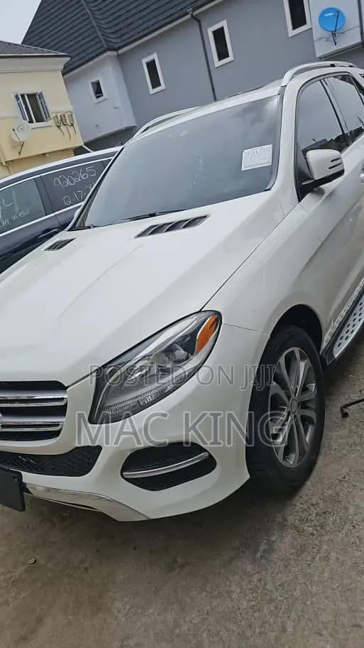 Mercedes-Benz GLE-Class 2016 White