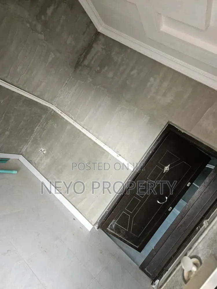 3bdrm Bungalow in Aiyedere, Odeda for sale