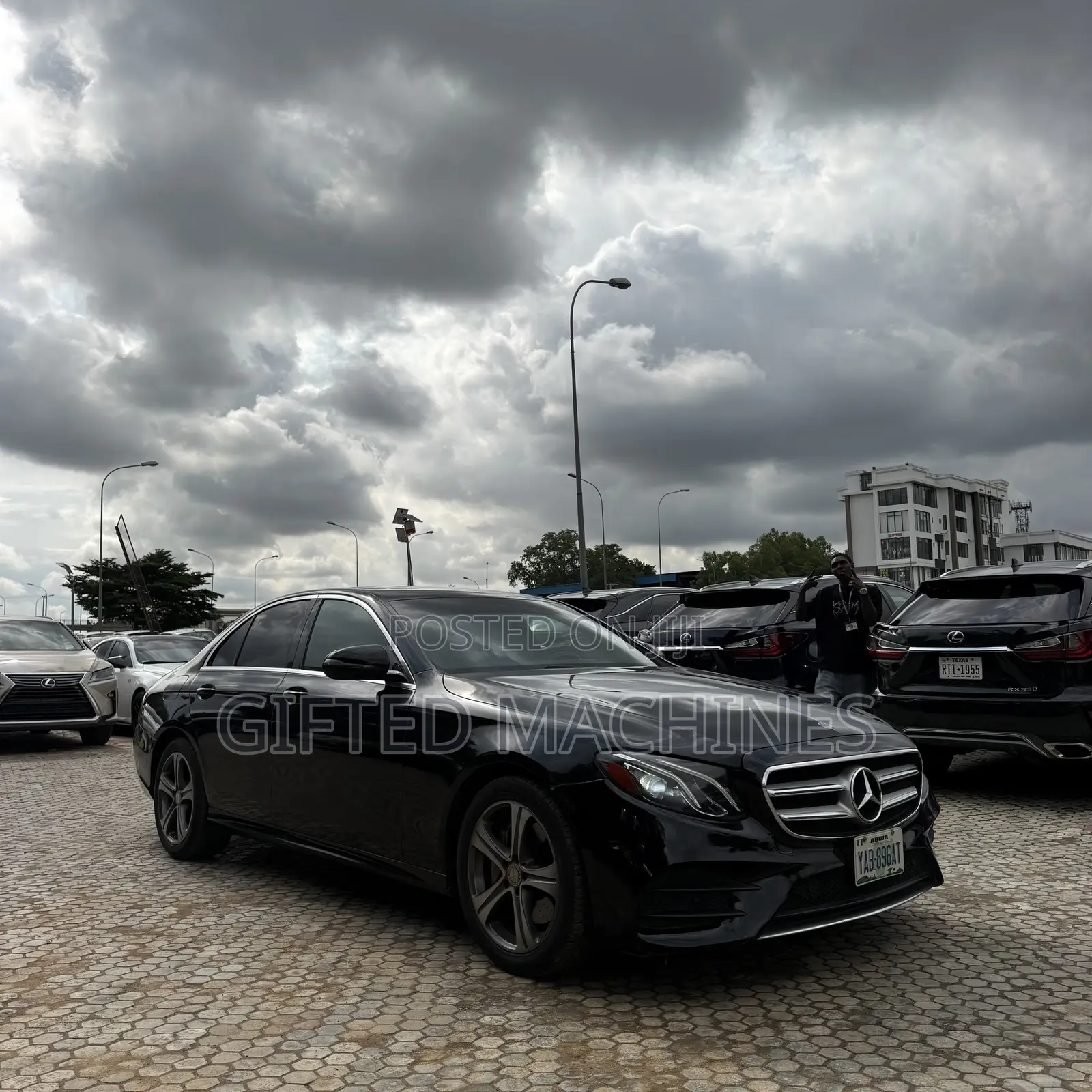 Mercedes-Benz E300 2017 Black