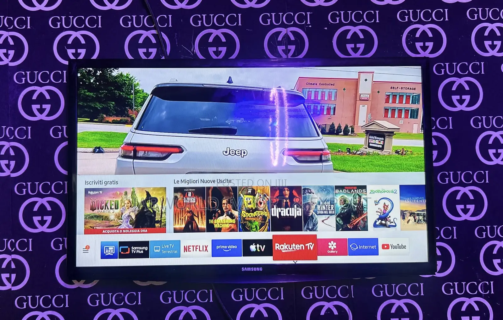 Samsung 28 Inches Smart TV With Apple AirPlay
