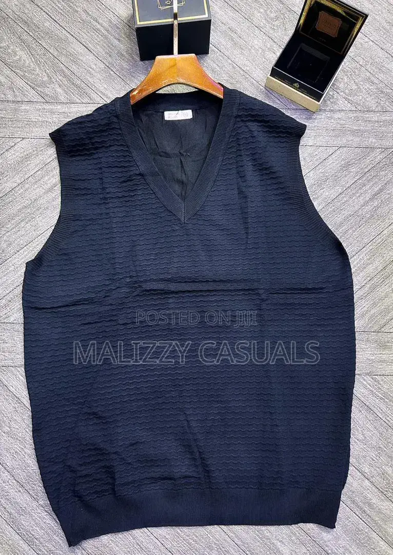 Premium Sleeveless Sweat Tops for Men Women | Fashion Casual Wear