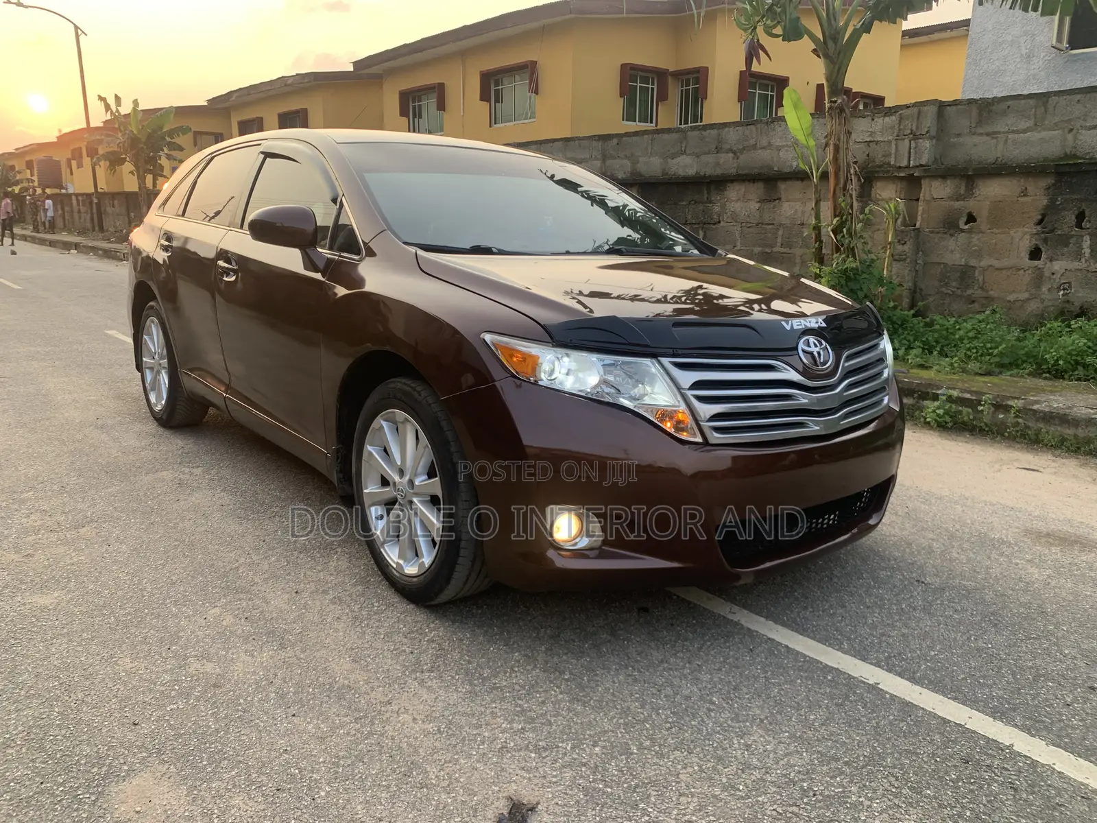 Toyota Venza AWD 2011 Brown