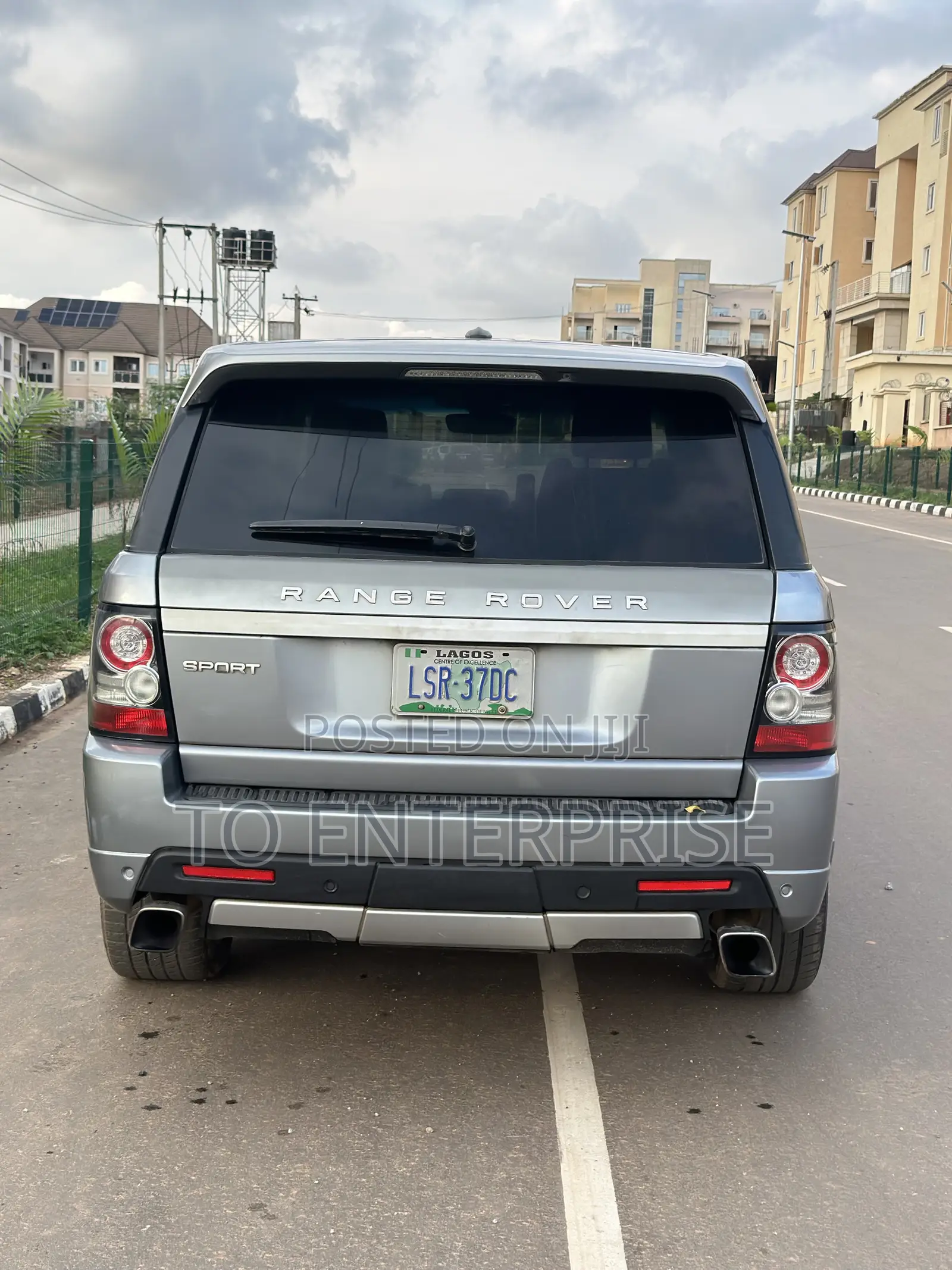 Land Rover Range Rover 2011 Gray
