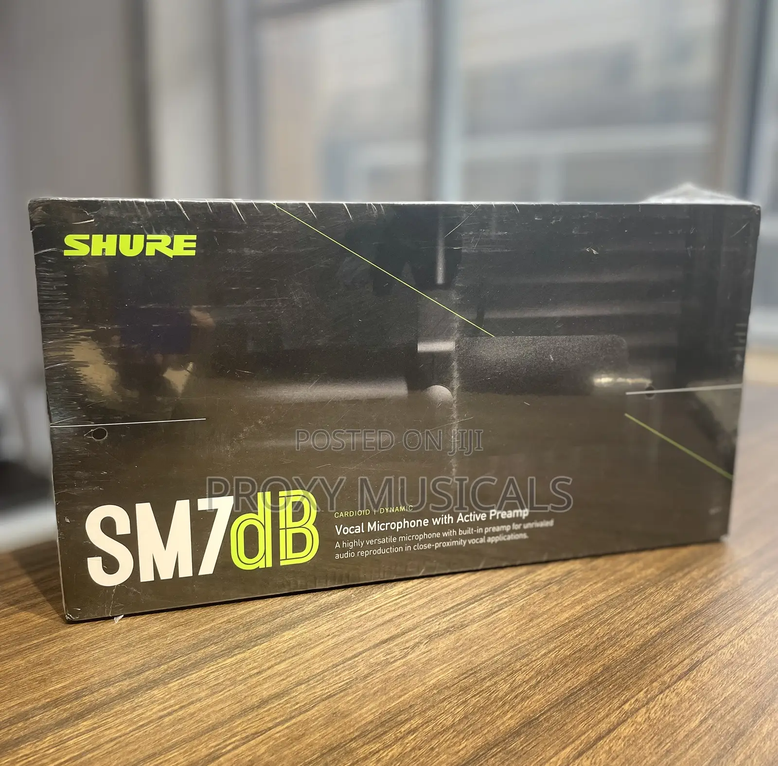 Shure SM7DB Cardioid Dynamic Vocal Microphone With Active Preamp