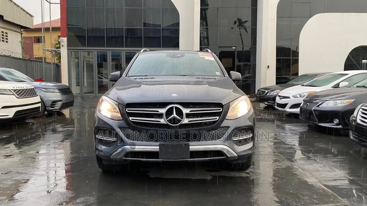 Mercedes-Benz GLE-Class GLE 350 2017 Blue