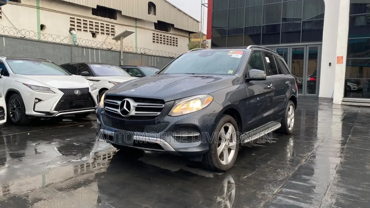 Mercedes-Benz GLE-Class GLE 350 2017 Blue
