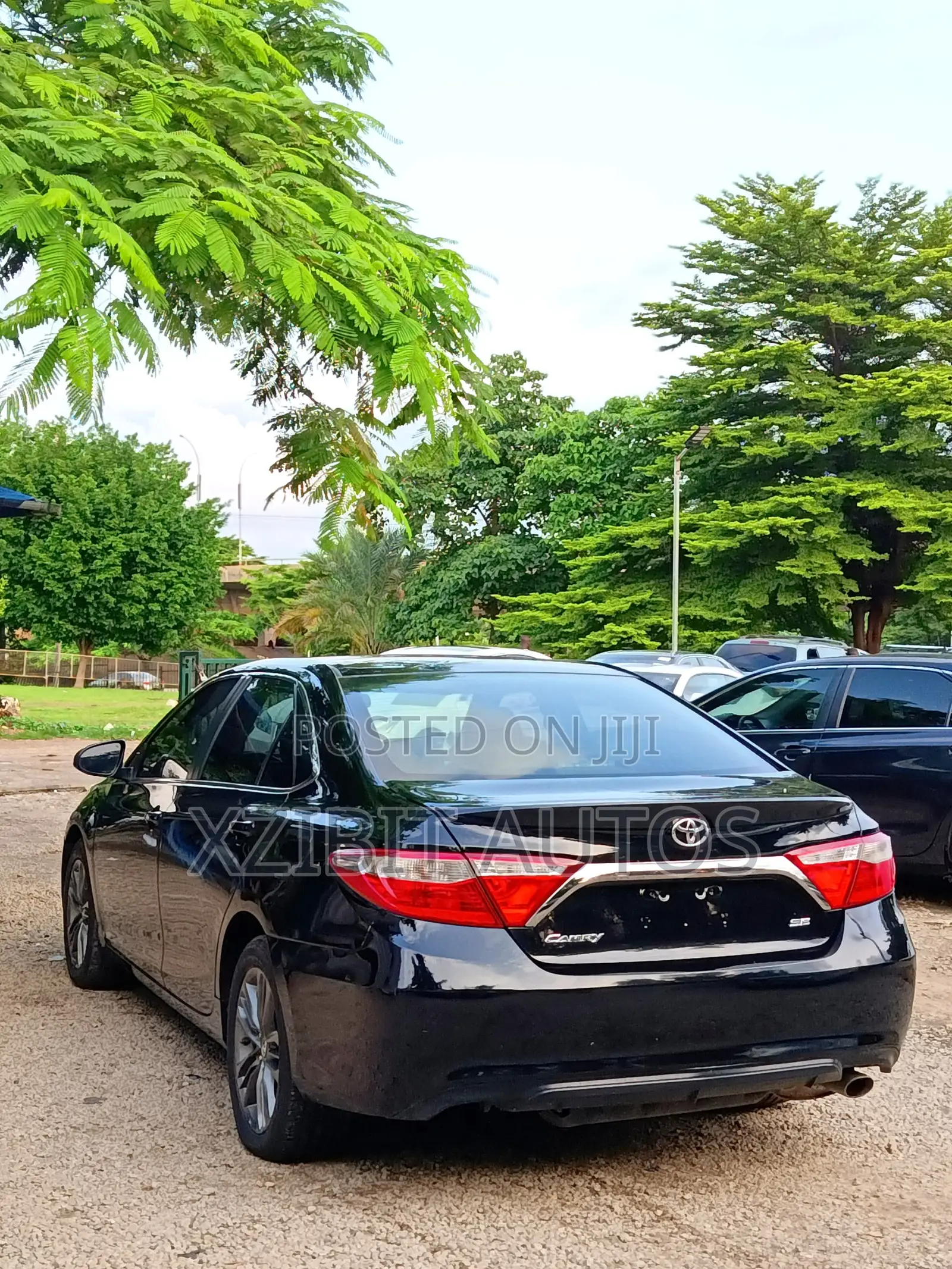 Toyota Camry SE 4dr Sedan (2.5L 4cyl 6A) 2017 Black