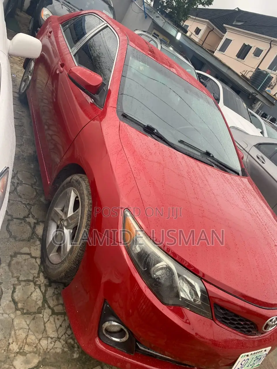 Toyota Camry SE 4dr Sedan (2.5L 4cyl 6A) 2013 Red