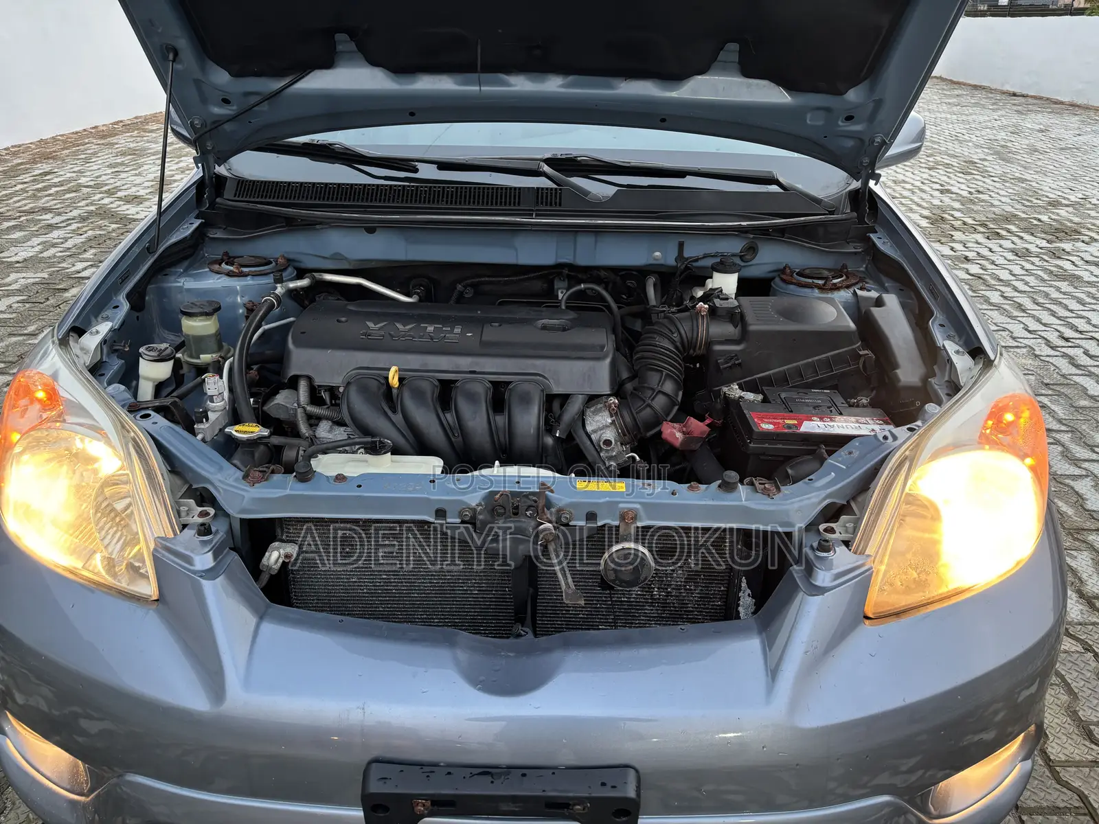 Toyota Matrix Hatchback AWD (1.8L 4cyl 4A) 2006 Blue