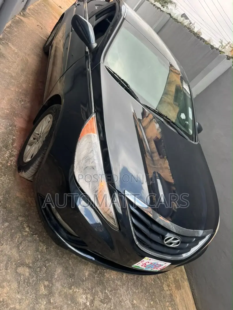Hyundai Sonata 2012 Black