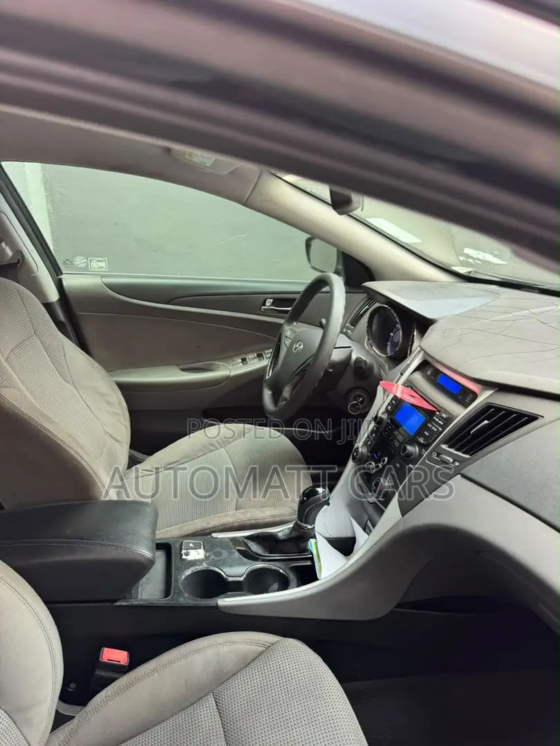 Hyundai Sonata 2012 Black