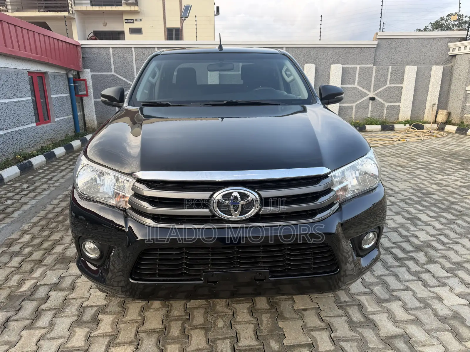Toyota Hilux 2019 Black