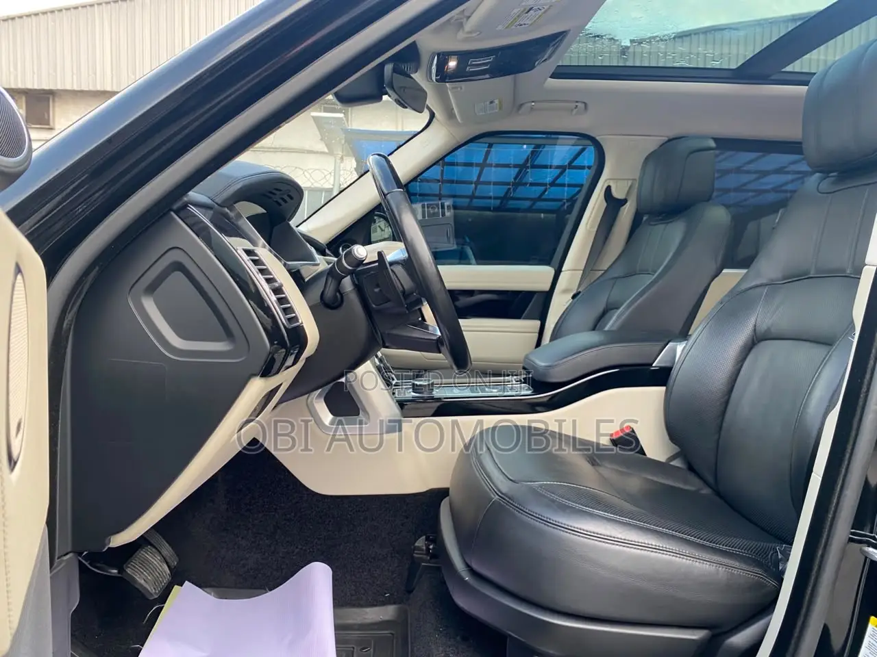 Land Rover Range Rover Vogue 2020 Black