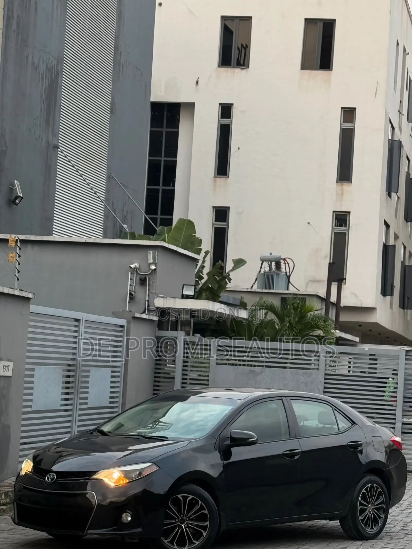 Toyota Corolla 2015 Black