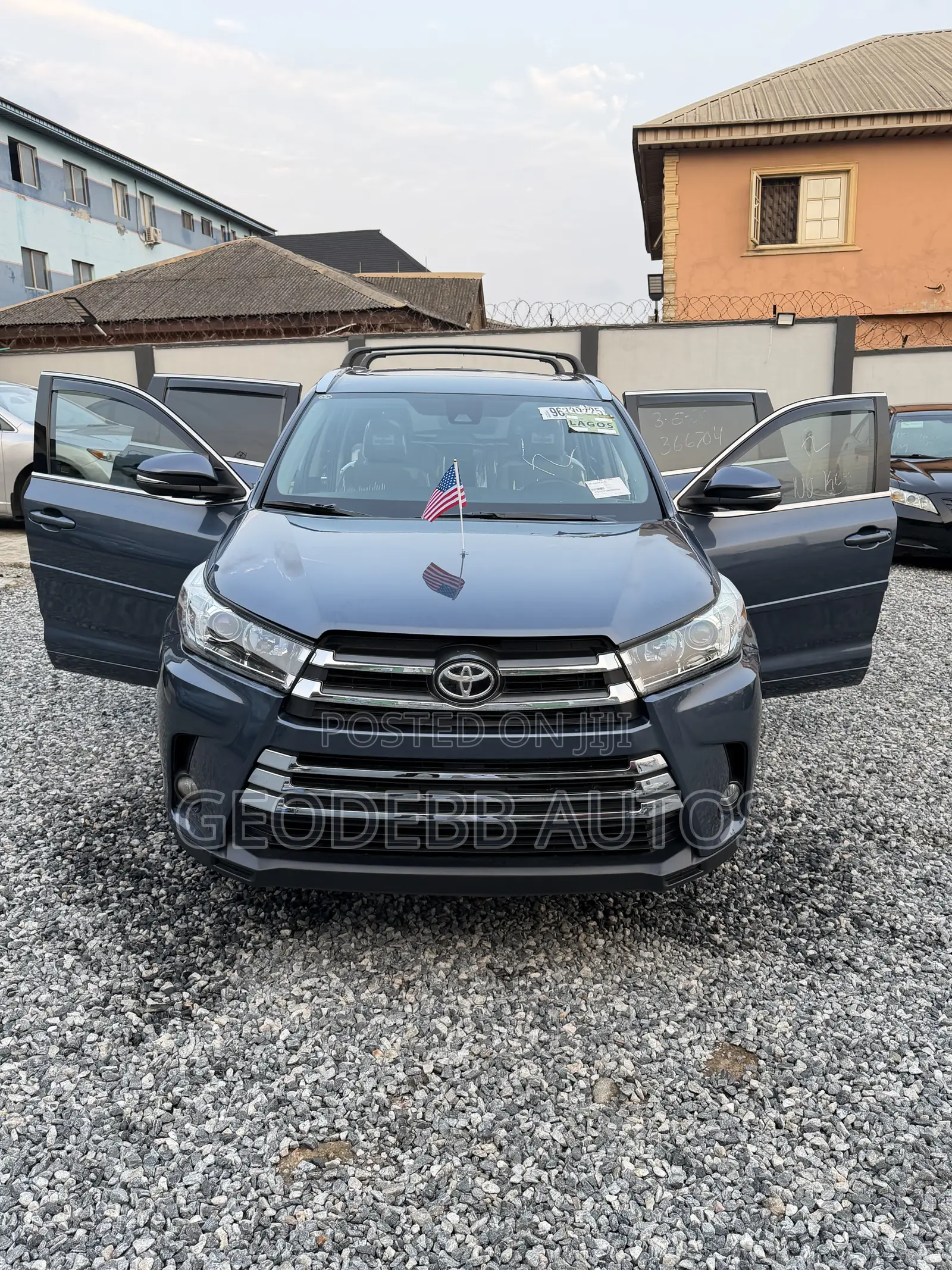 Toyota Highlander Limited 2019 Blue
