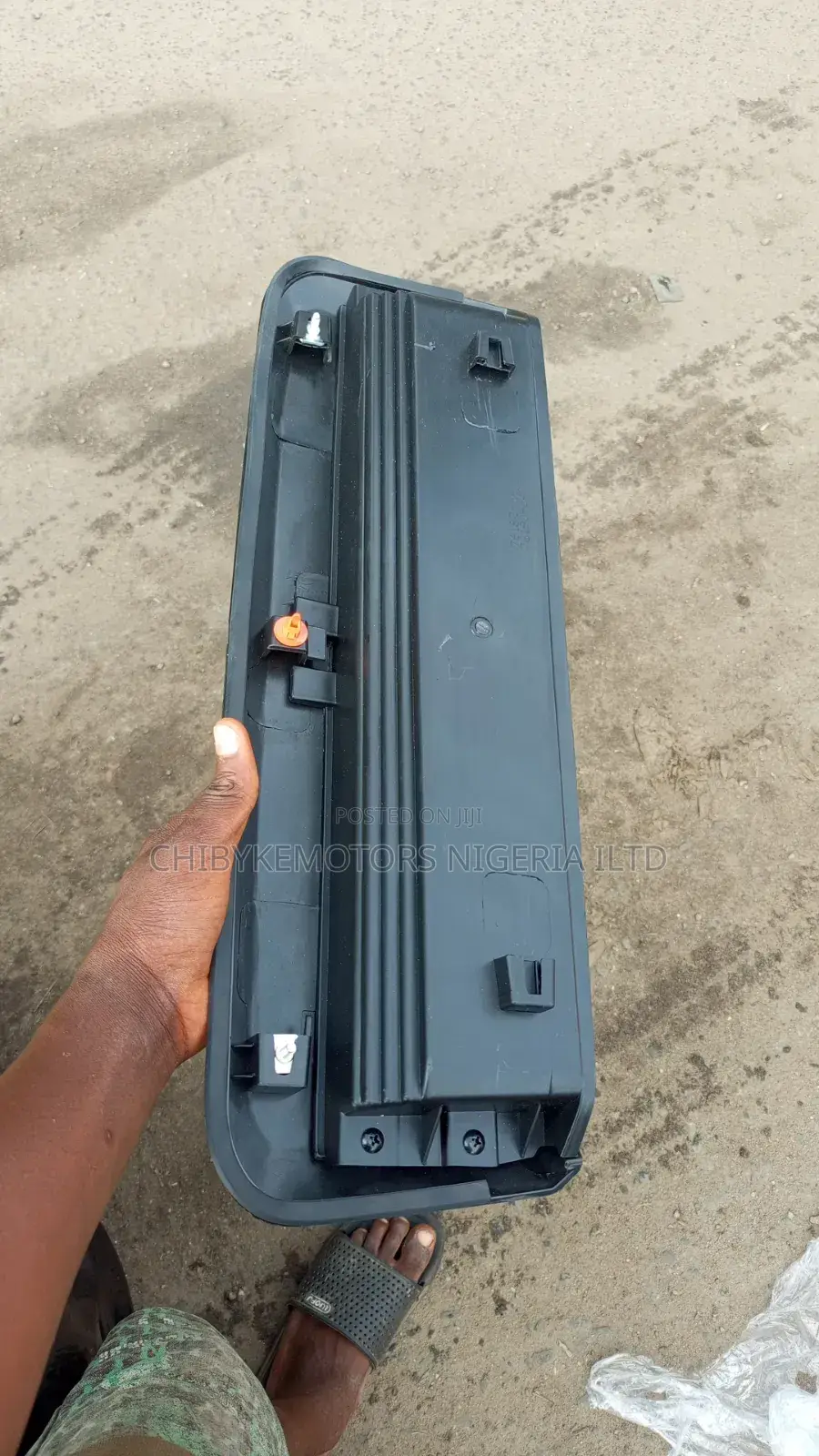 Bonnet Colant for Toyota Tacoma 2020