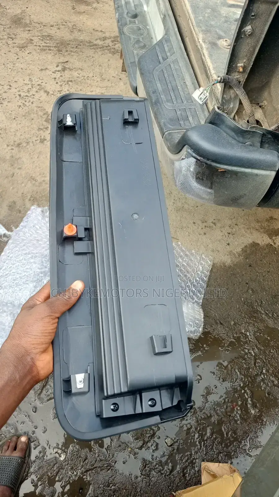 Bonnet Colant for Toyota Tacoma 2020