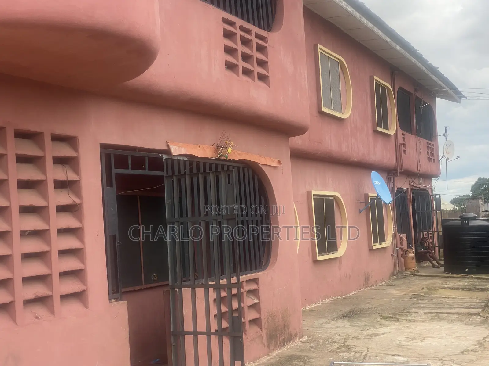 Furnished 12bdrm Block of Flats in Benin City for sale
