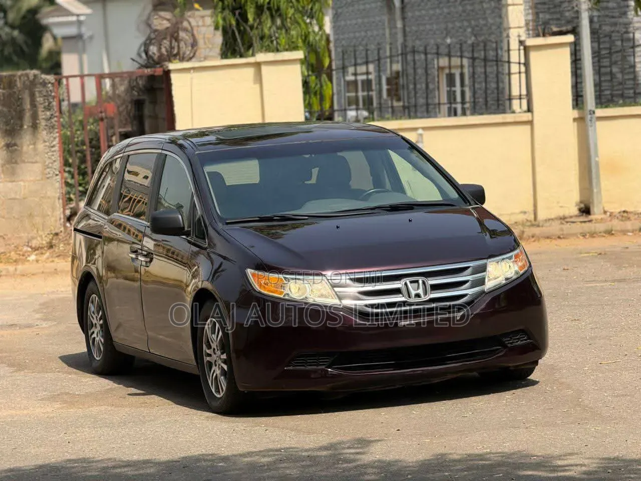 Honda Odyssey 2012 Burgundy