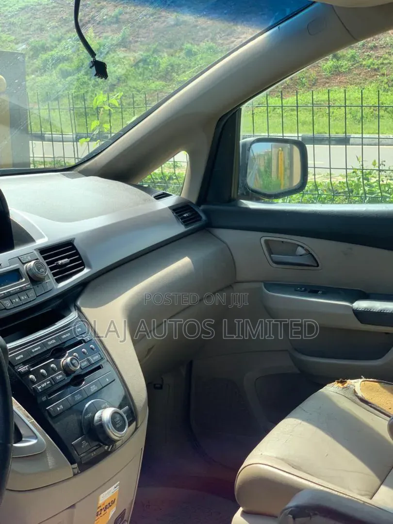 Honda Odyssey 2012 Burgundy