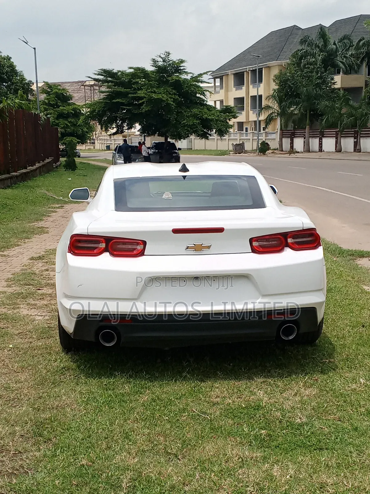 Chevrolet Camaro 2020 White