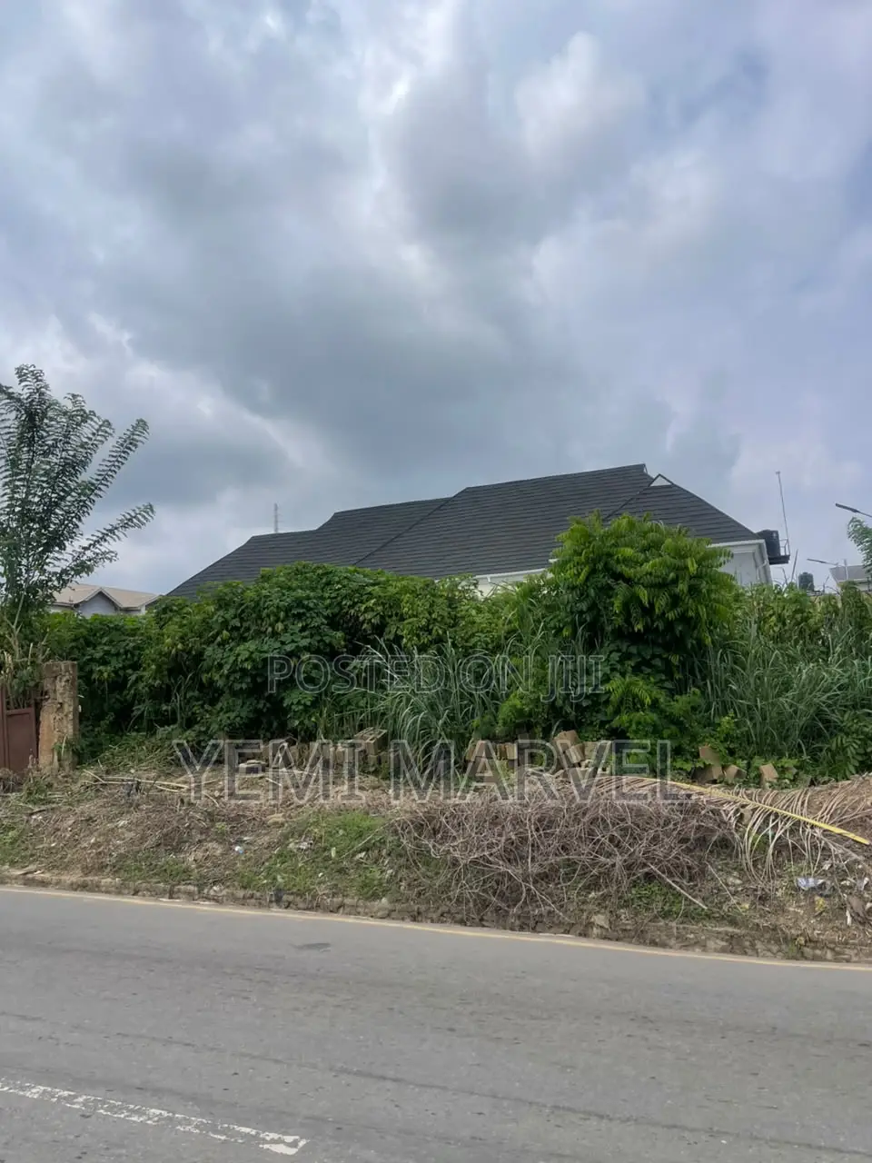 Over 600sqm Mixed Land Facing Main WWCI, Oluyole, Ibadan