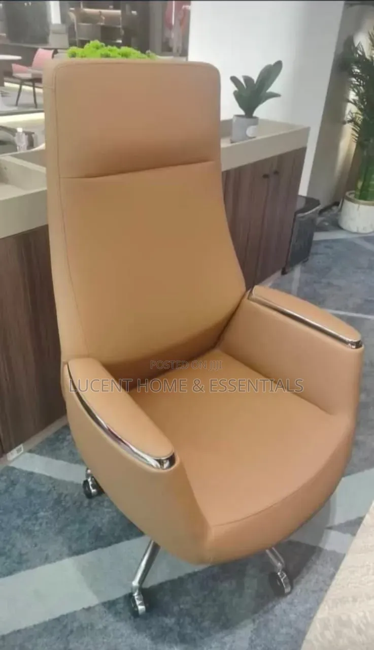 Luxury High-Back Executive Office Chair Brand New