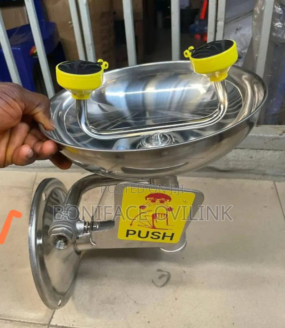 Wall-Mounted Stainless Steel Emergency Eyewash Station