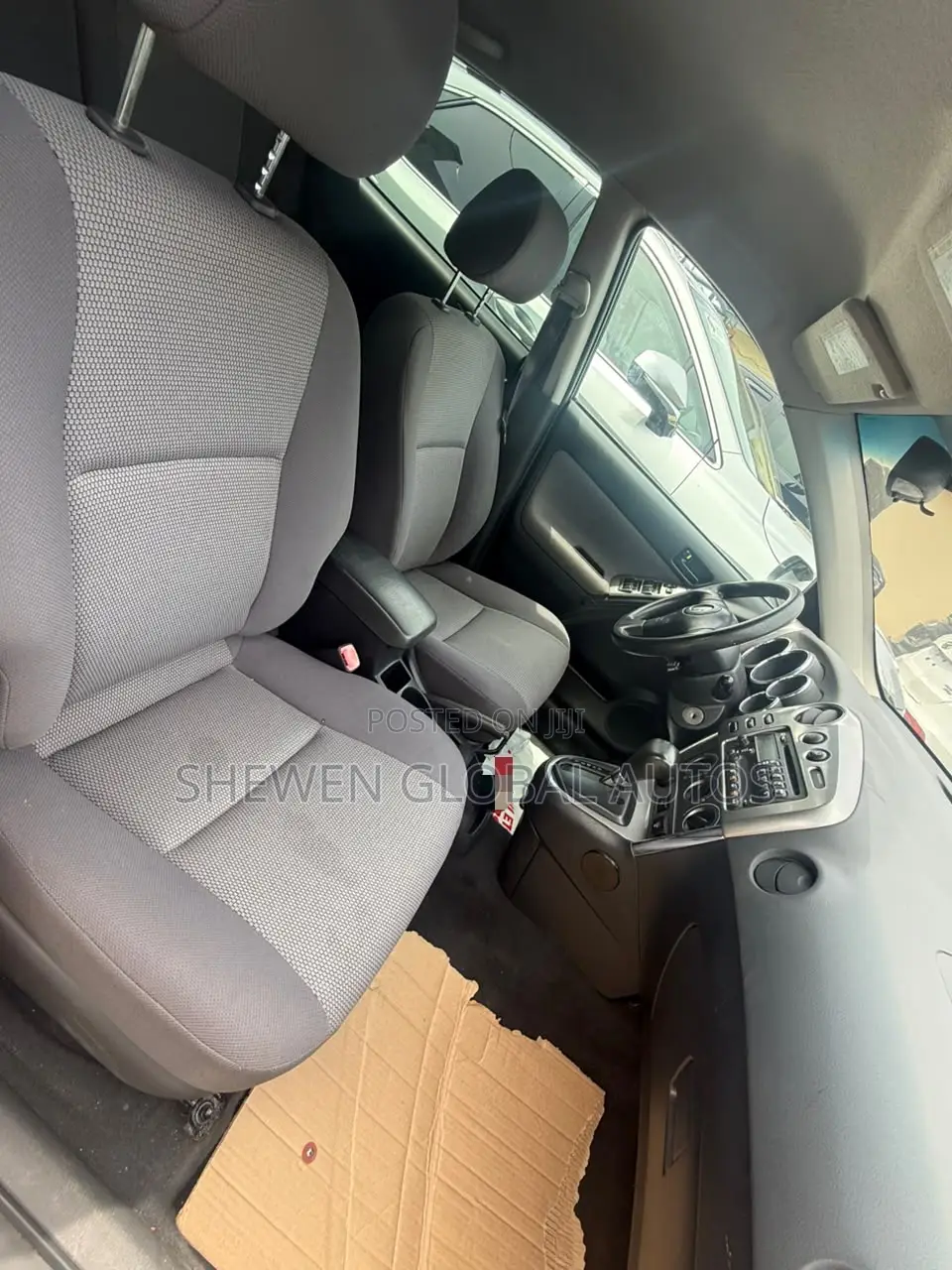 Pontiac Vibe AWD 2006 Gray