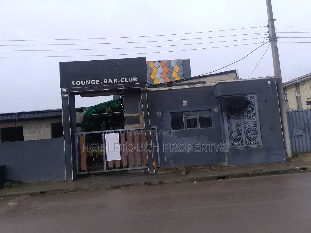 Executive Lounge and Bar at Alakuko