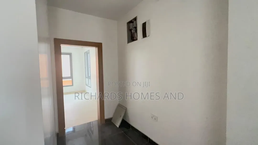 4bdrm Duplex in Banana Island Estate for rent