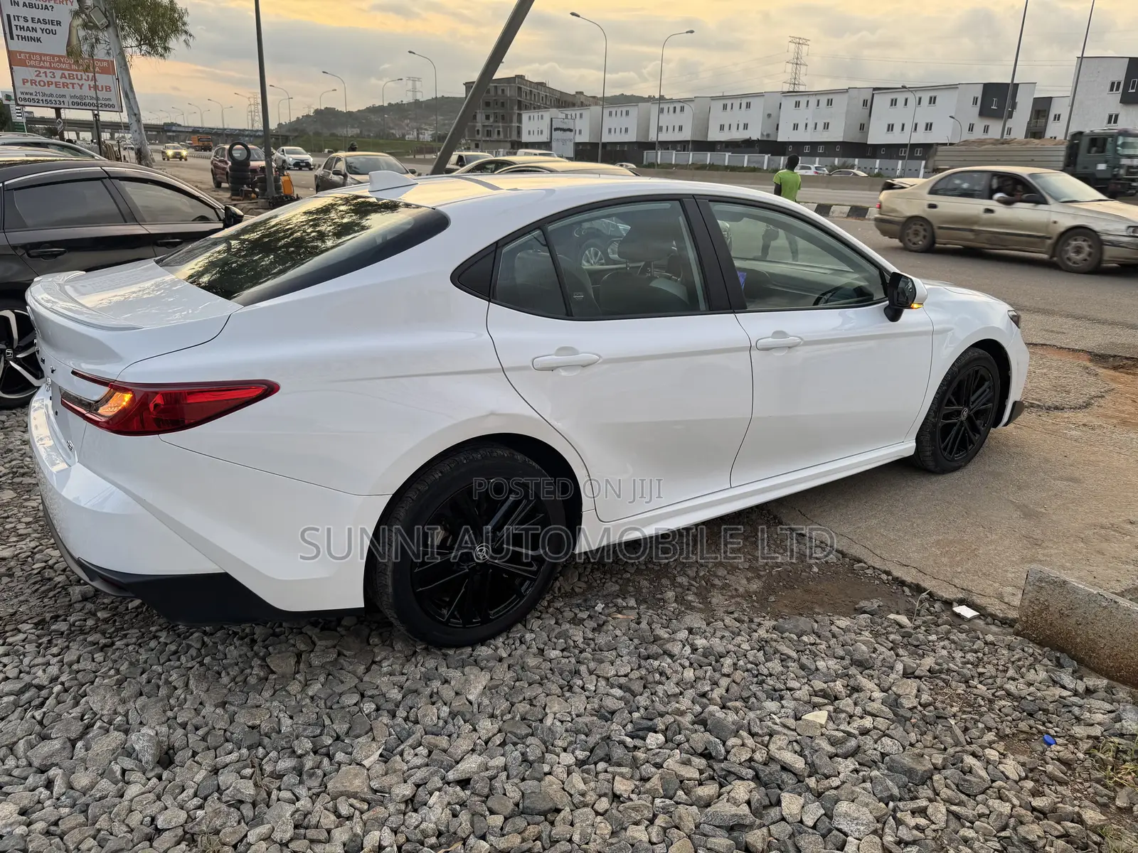 Toyota Camry 2025 White