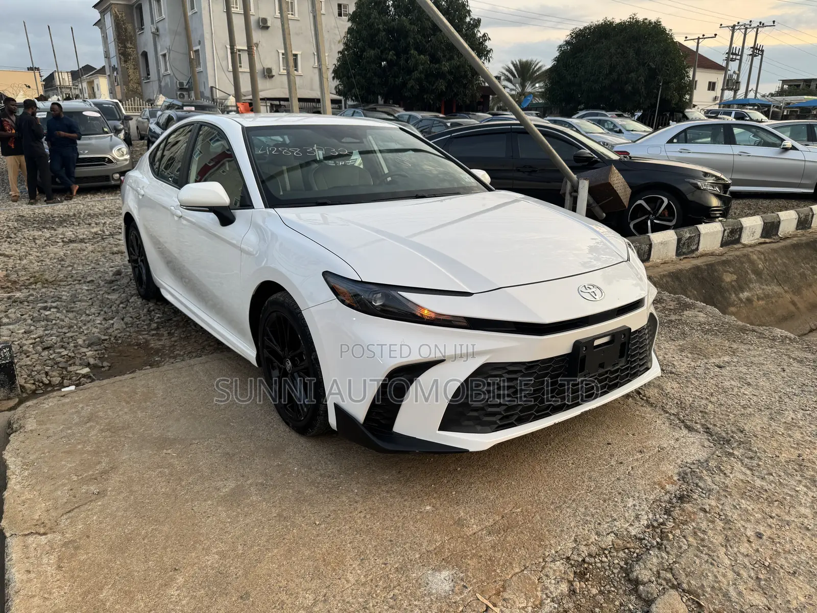 Toyota Camry 2025 White