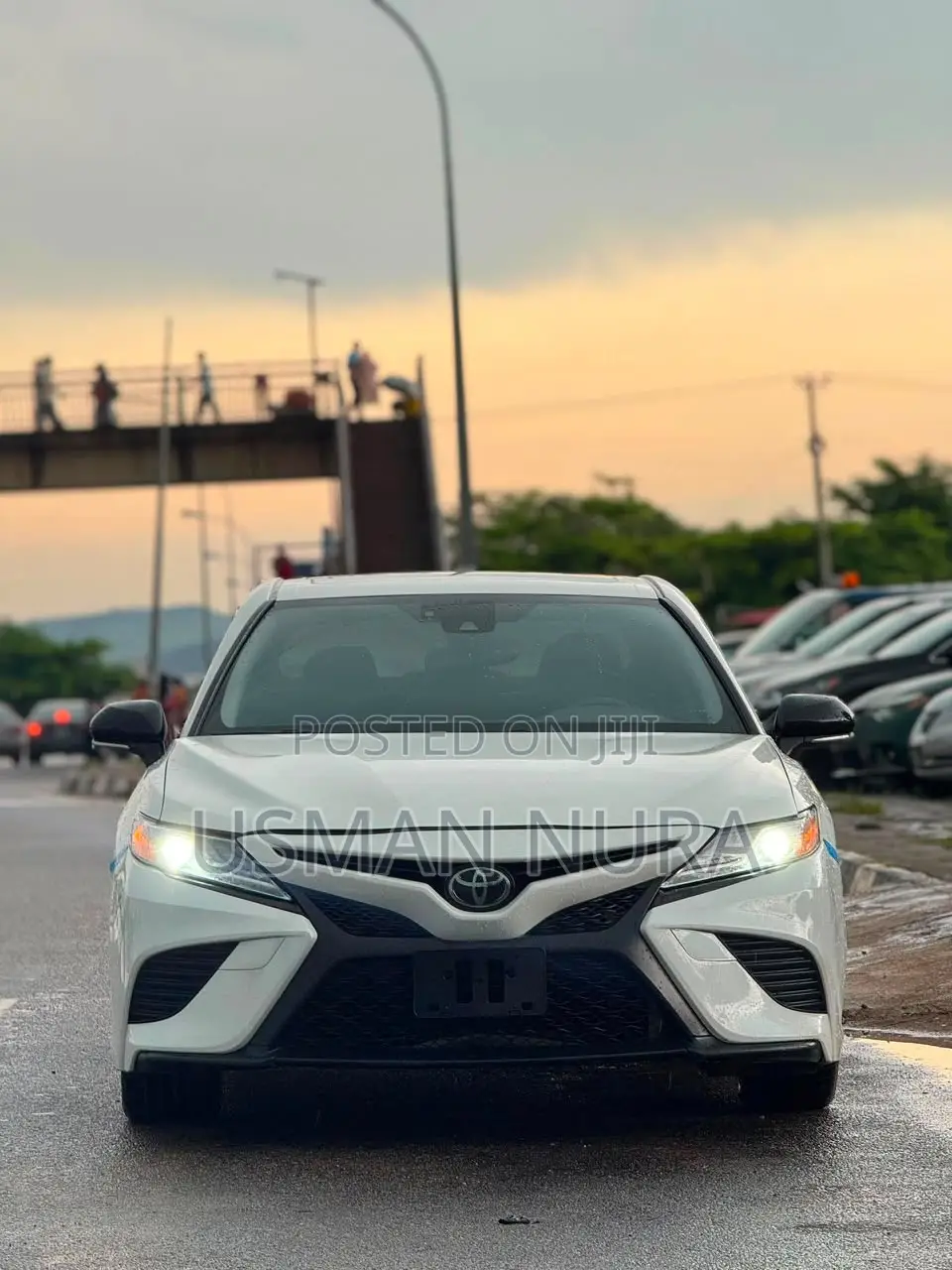 Toyota Camry 2018 White